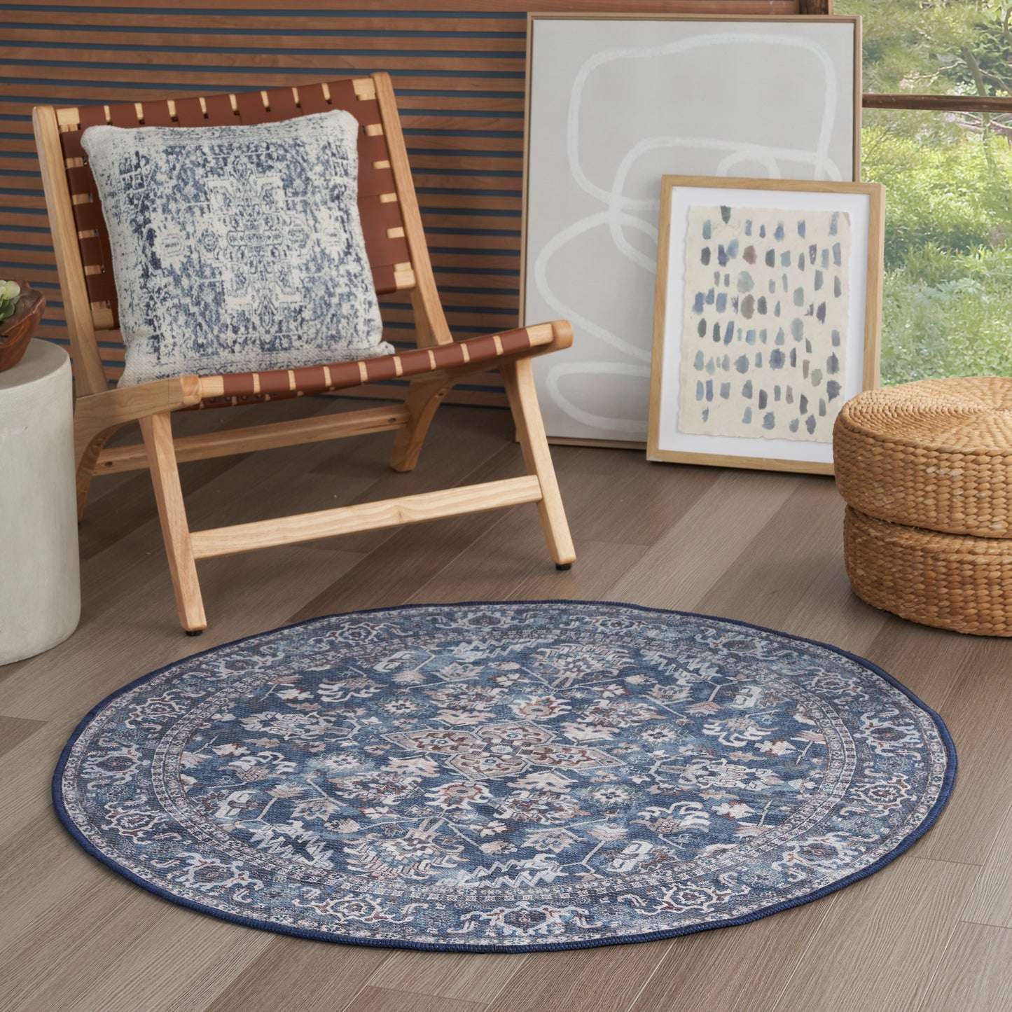 Nicole Curtis Machine Washable Series 1 4' x Round Navy Ivory Vintage Indoor Rug
