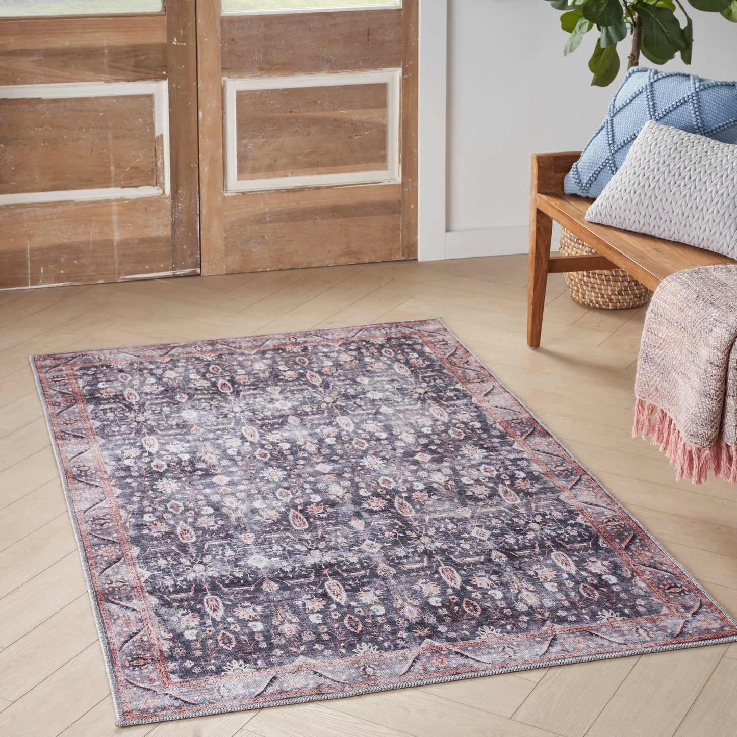 Nourison Grand Washables 4' x 6' Navy Ivory Vintage Indoor Rug