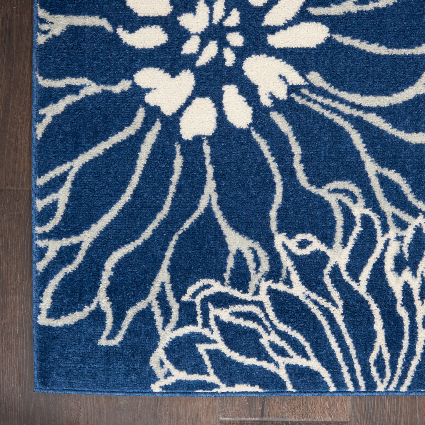 Nourison Passion 2'2" x 7'6" Navy/Ivory Contemporary Indoor Rug