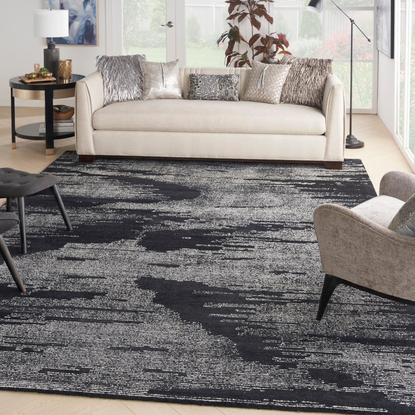 Michael Amini Ma30 Star 7'9" x 9'9" Black Ivory Modern Indoor Rug