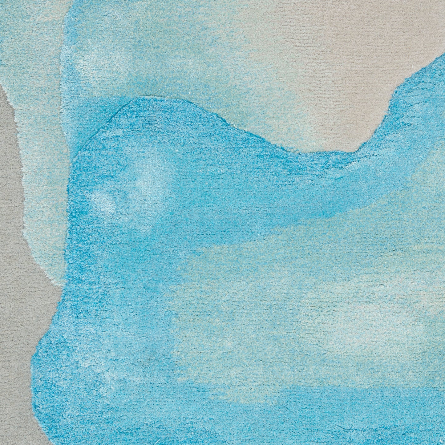 Nourison Prismatic 3'9" x 5'9" Sea Mist Blue Modern Indoor Rug