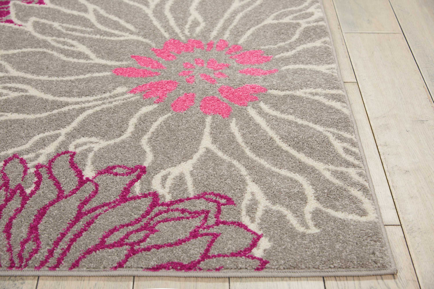 Nourison Passion 5'3" x 7'3" Grey Contemporary Indoor Rug
