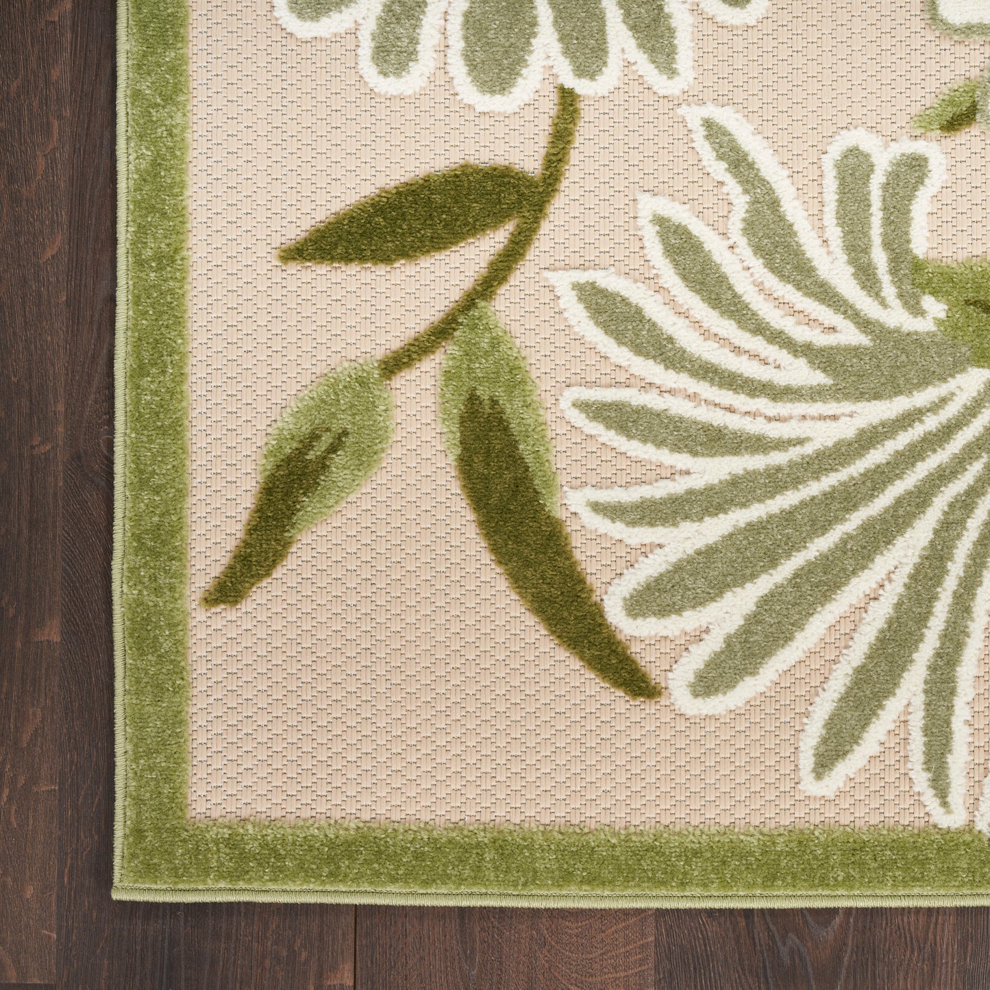 Nourison Aloha 2'3" x 8' Ivory Green Outdoor Rug