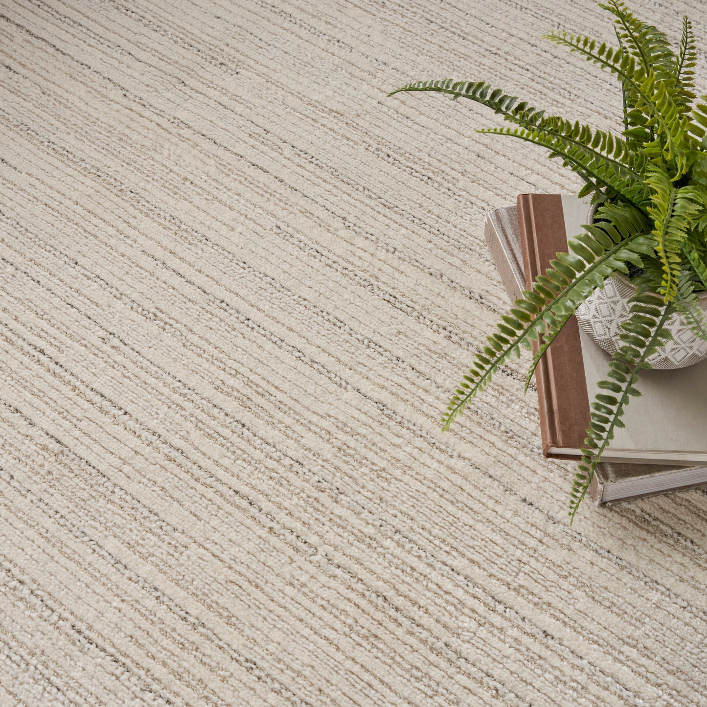 Nourison Andes 3'11" x 5'11" Ivory Grey Scandinavian Indoor Rug