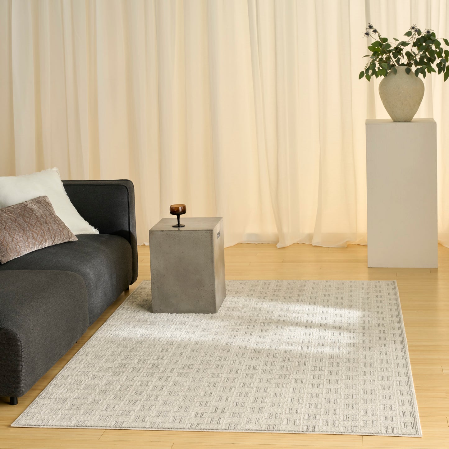 Nourison Nordic 4' x 6' Ivory Grey Scandinavian Indoor Rug