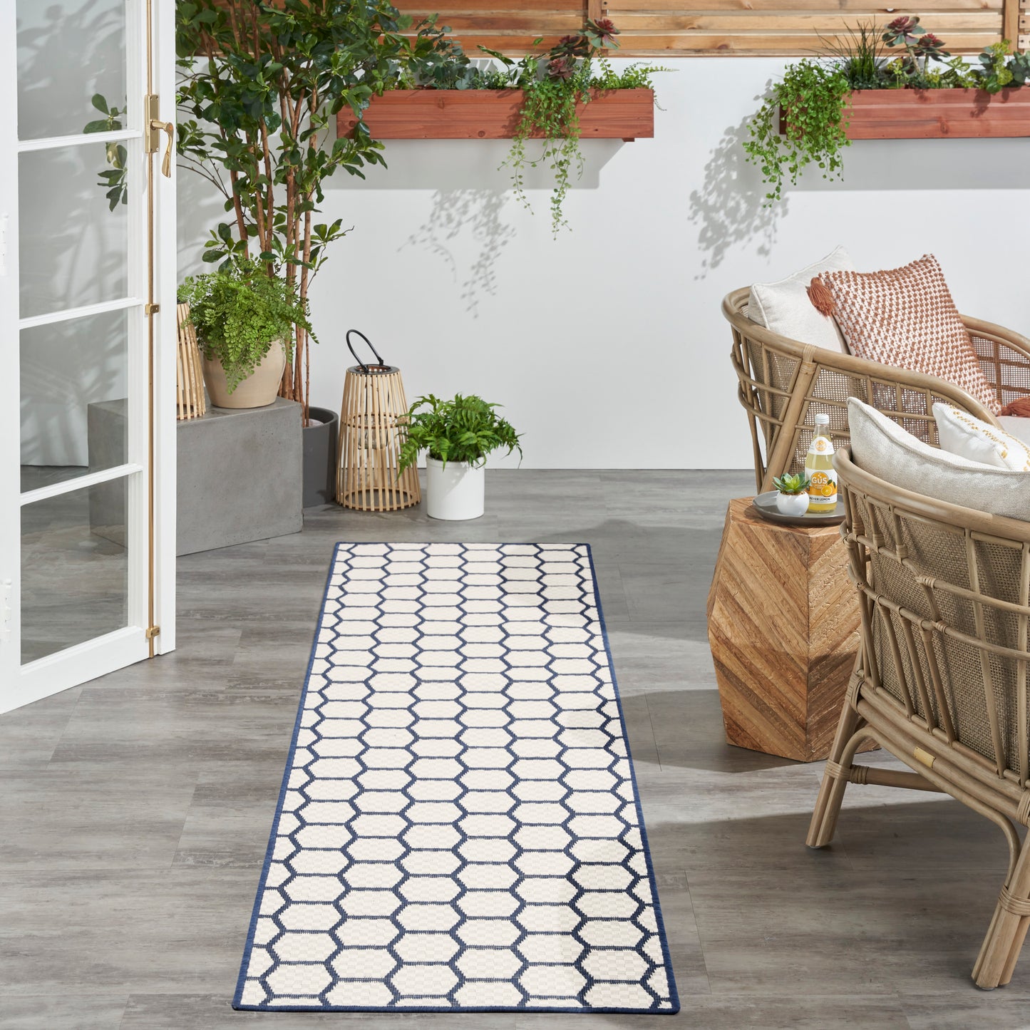 Nourison Twist Reversible 2'2" x 8' Navy Modern Rug