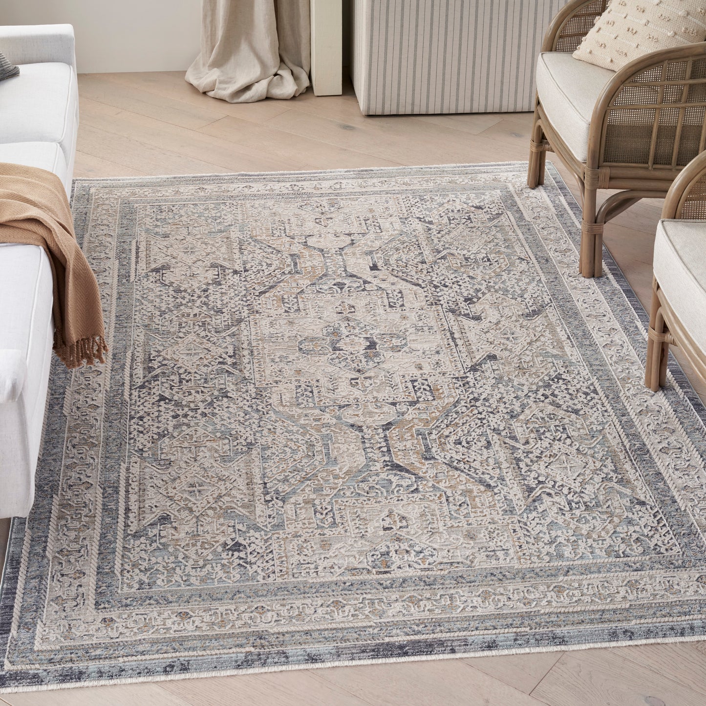 Nourison Lynx 5'3" x 7'10" Ivory Charcoal Vintage Indoor Rug