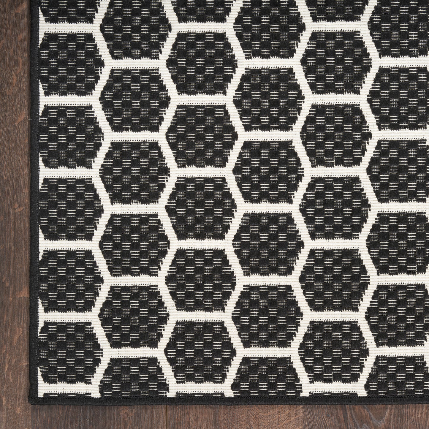 Nourison Twist Reversible 8' x 10' Black Modern Rug