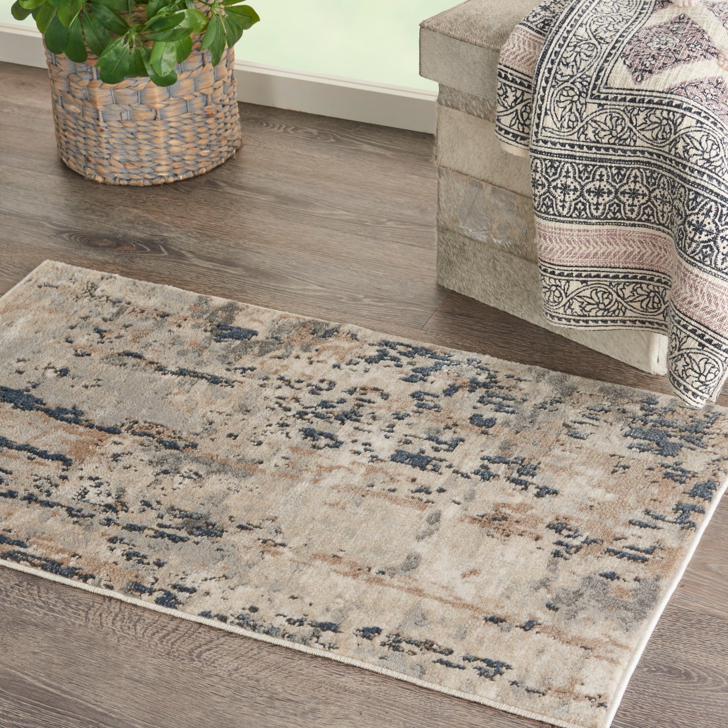 Nourison Quarry 2'2" x 3'9" Beige Grey Modern Indoor Rug