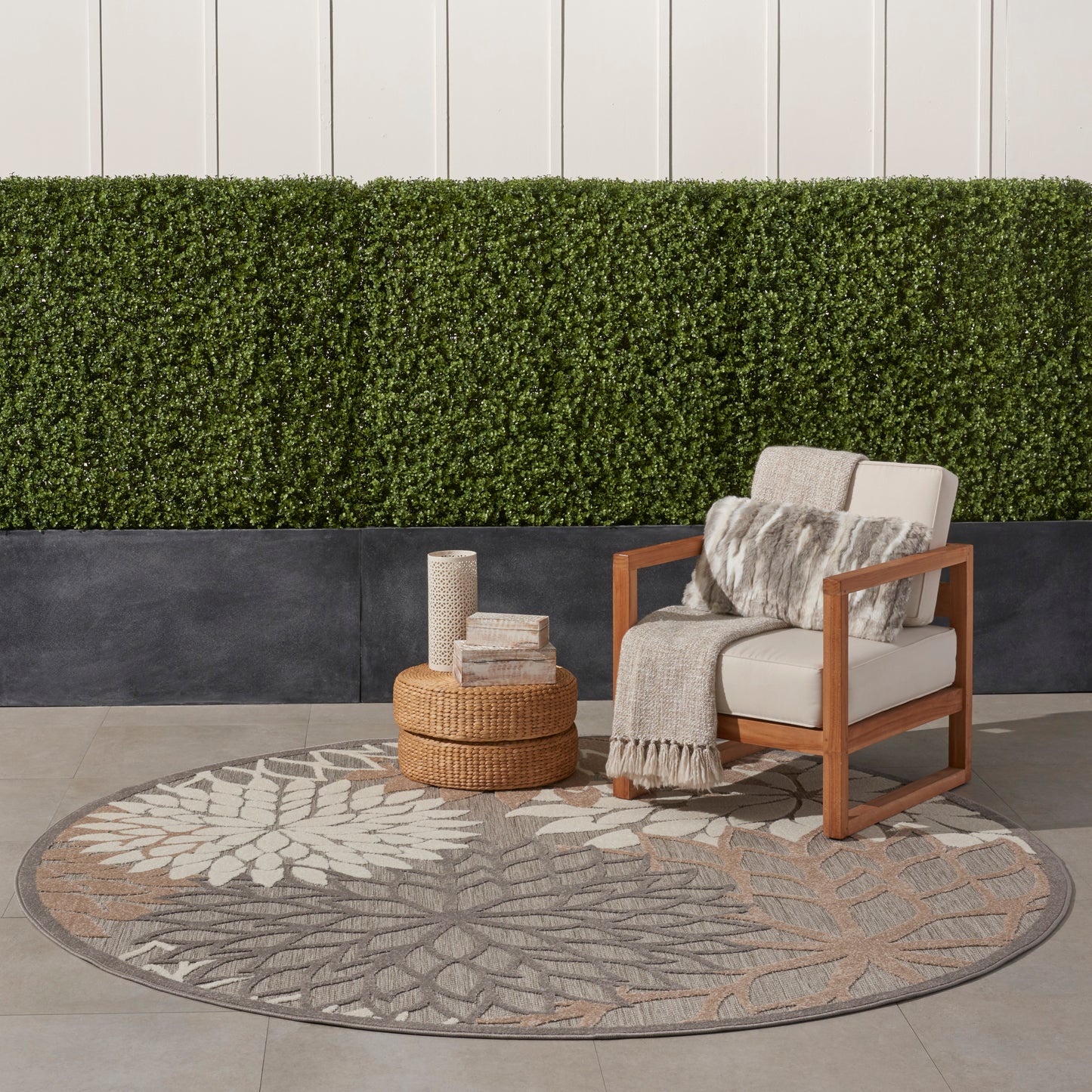 Nourison Aloha 7'10" x Round Natural Tropical Rug