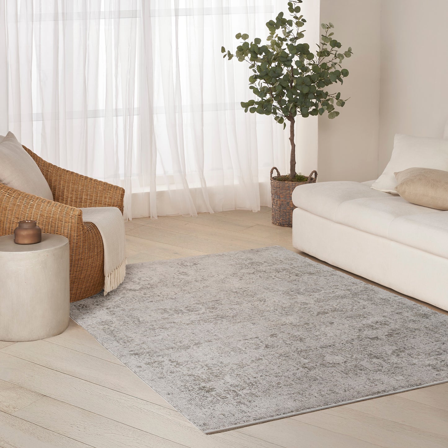 DKNY Pure Shades 4' x 6' Grey Vintage Indoor Rug