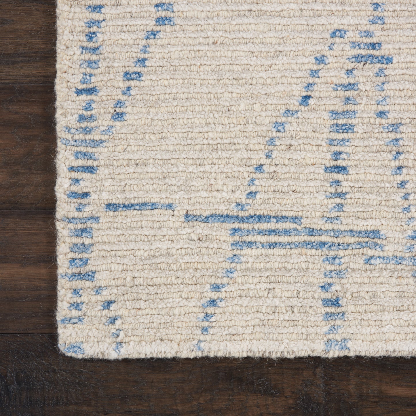Nourison Ellora 2' x 3' Sky Scandinavian Indoor Rug