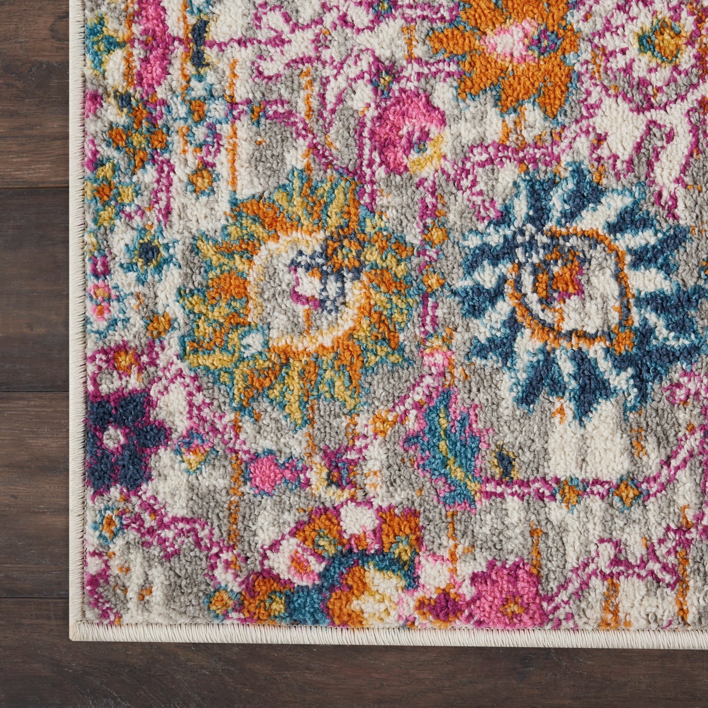 Nourison Passion 1'10" x 2'10" Silver Bohemian Indoor Rug