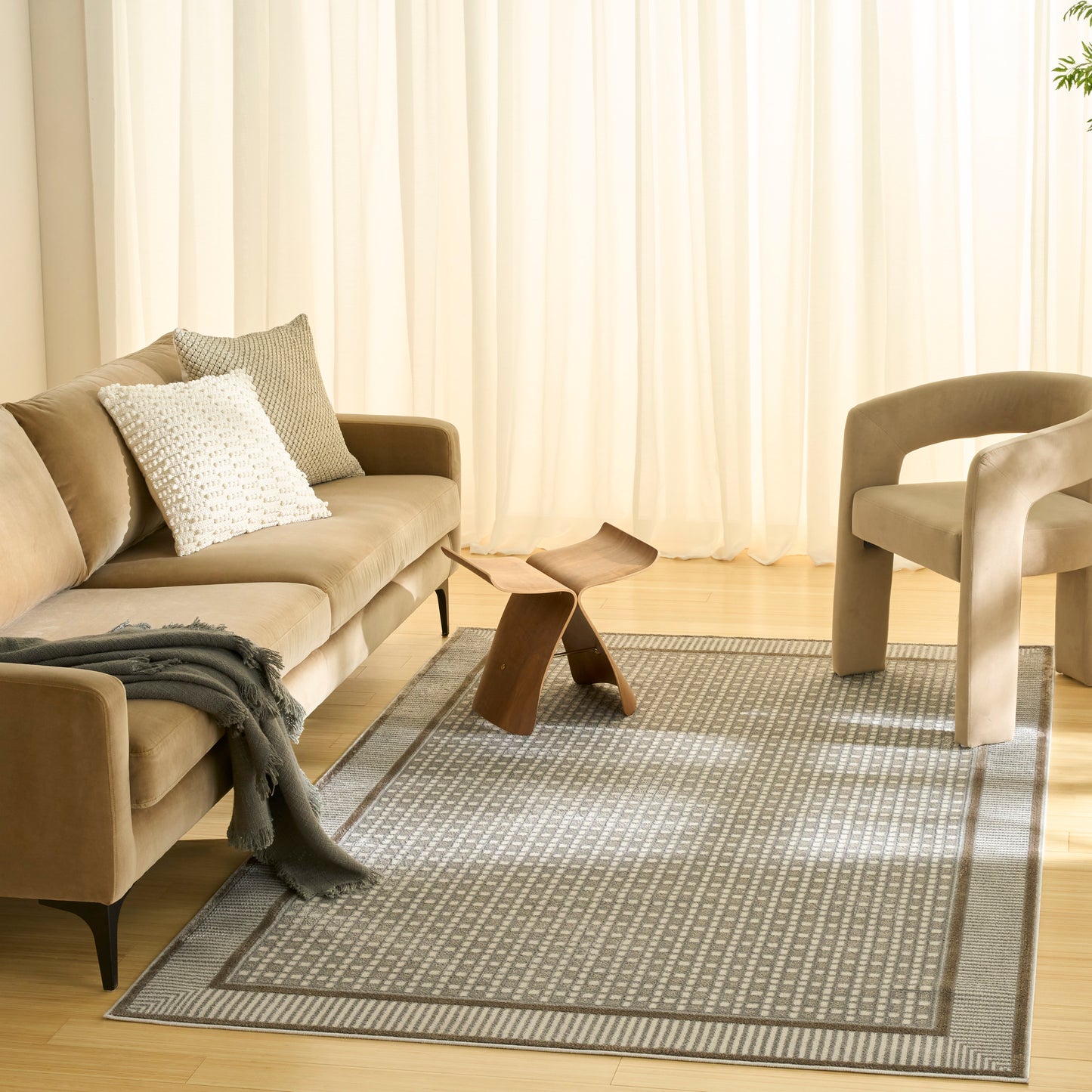 Nourison Nordic 4' x 6' Ivory Grey Modern Indoor Rug