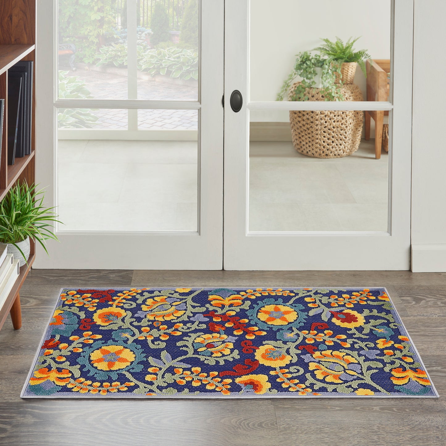 Nourison Aloha 2' x 3' Navy Multicolor Outdoor Rug