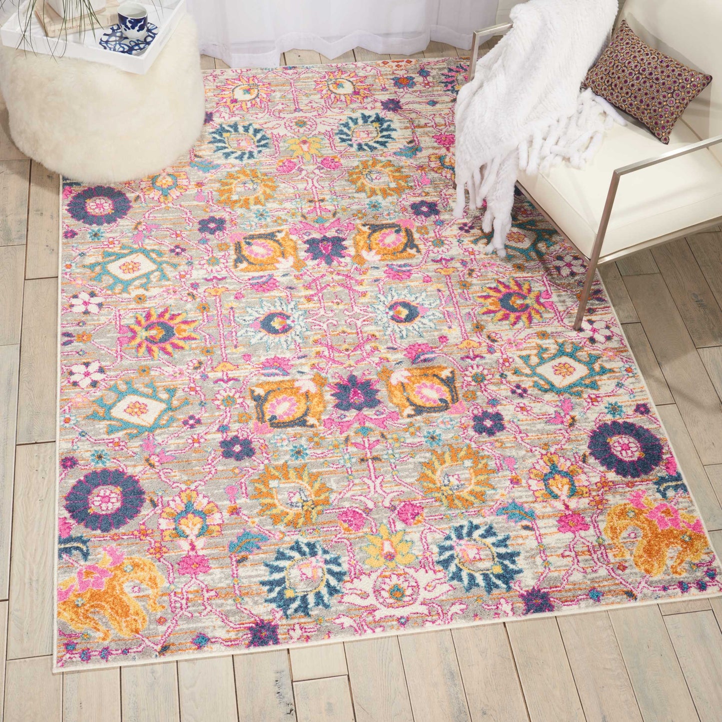 Nourison Passion 3'9" x 5'9" Silver Bohemian Indoor Rug