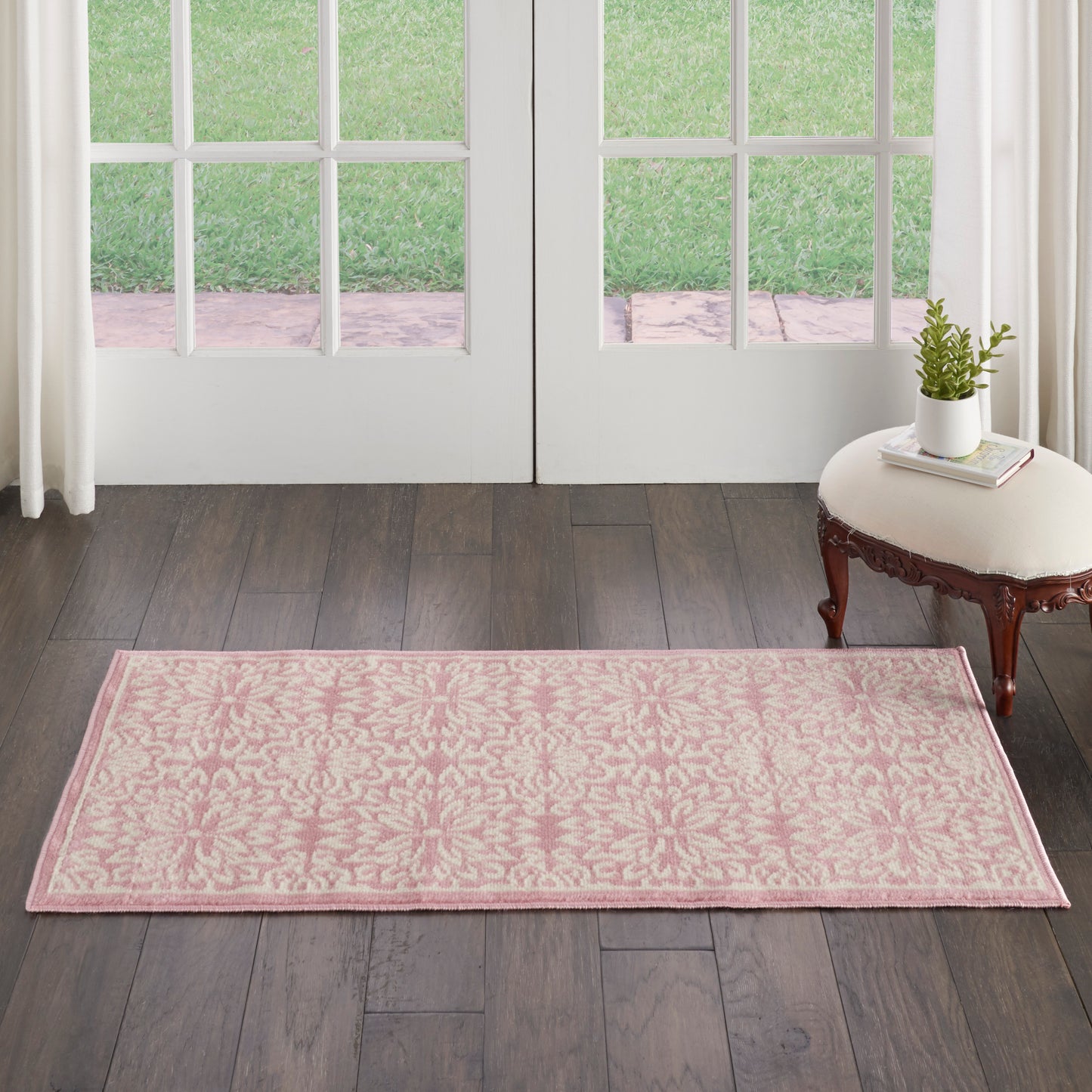 Nourison Jubilant 2' x 4' Ivory Pink Farmhouse Indoor Rug