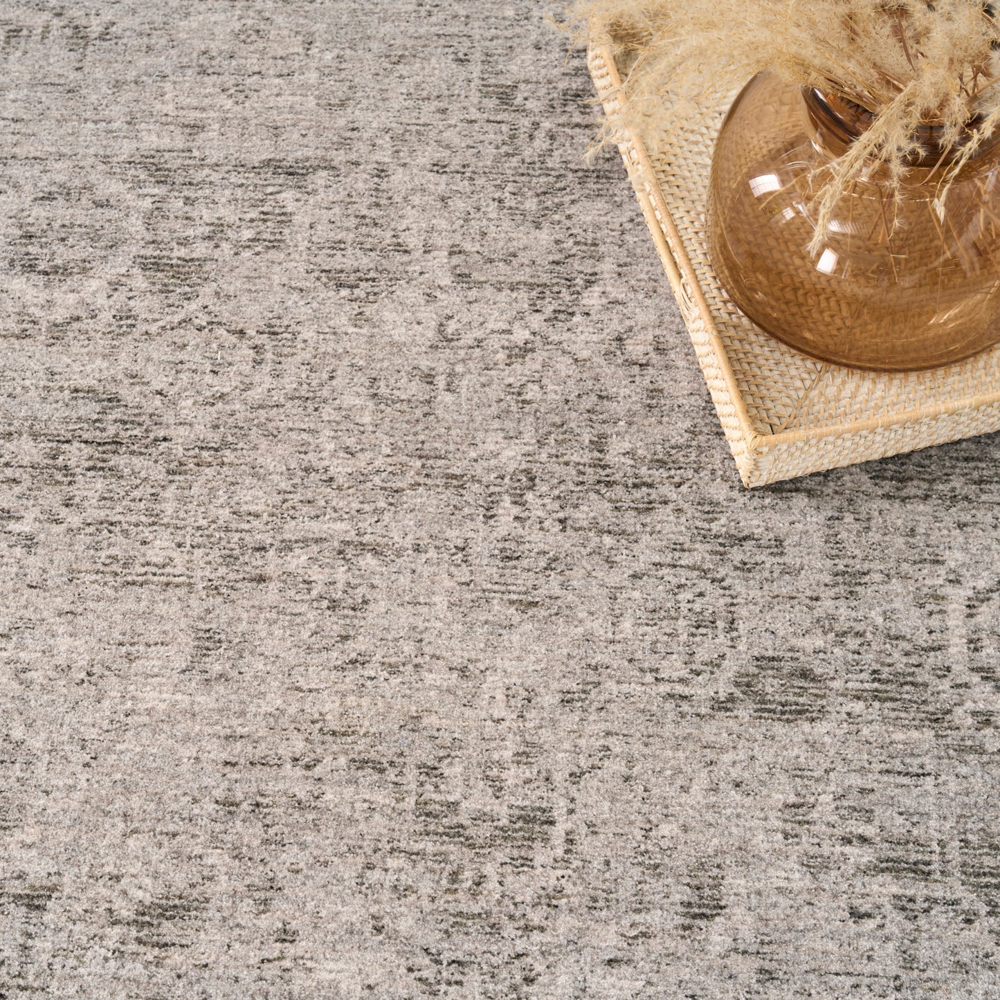 DKNY Pure Shades 5'3" x 7'8" Grey Vintage Indoor Rug