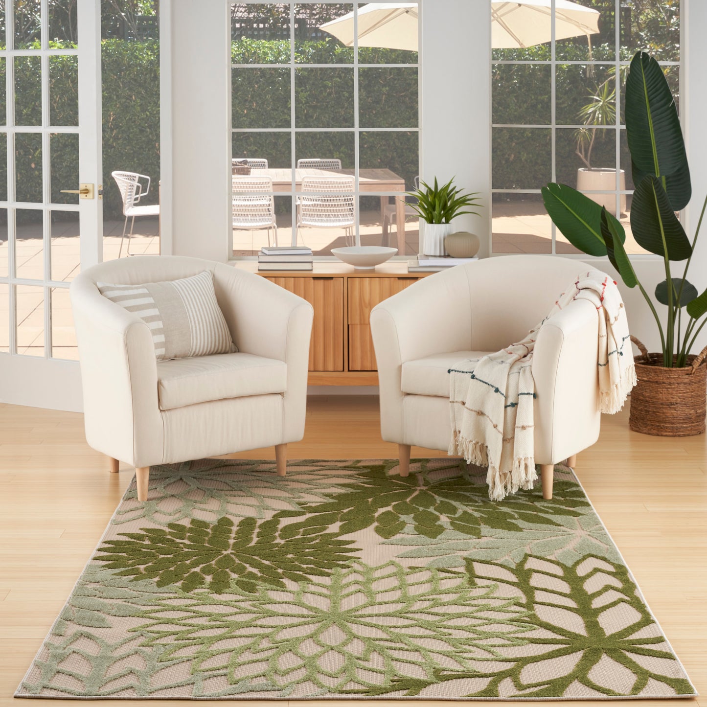 Nourison Aloha 6' x 9' Ivory Green Tropical Rug