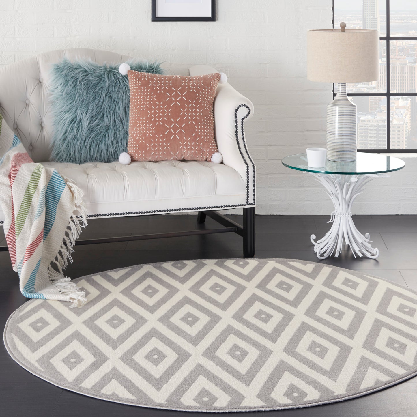 Nourison Grafix 5'3" x Round White/Grey Mid-Century Modern Indoor Rug