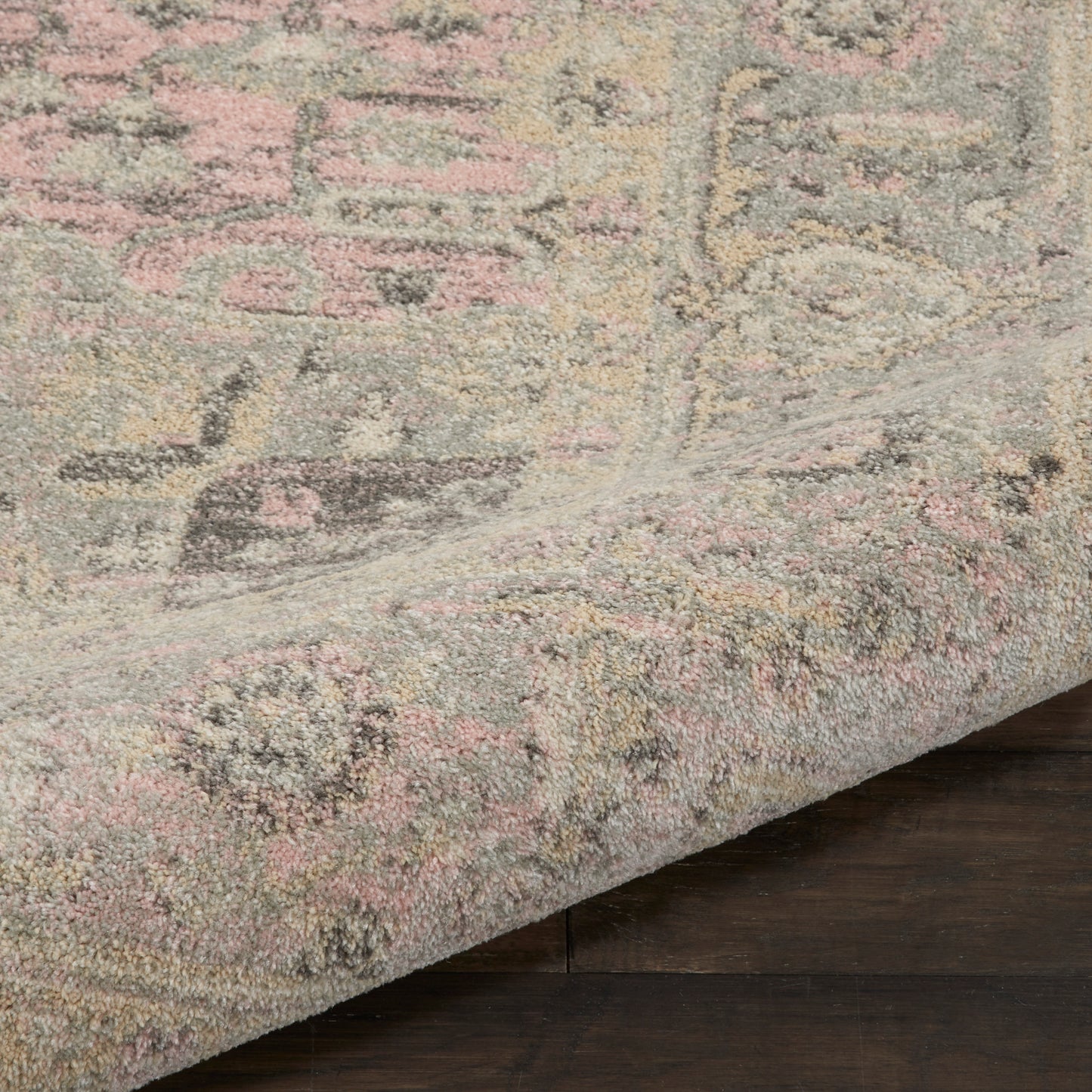 Nourison Tranquil 8' x 10' Ivory/Pink Vintage Indoor Rug