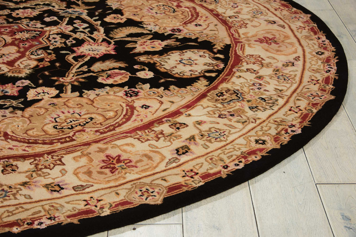 Nourison Nourison 2000 6' x Round Black Traditional Indoor Rug