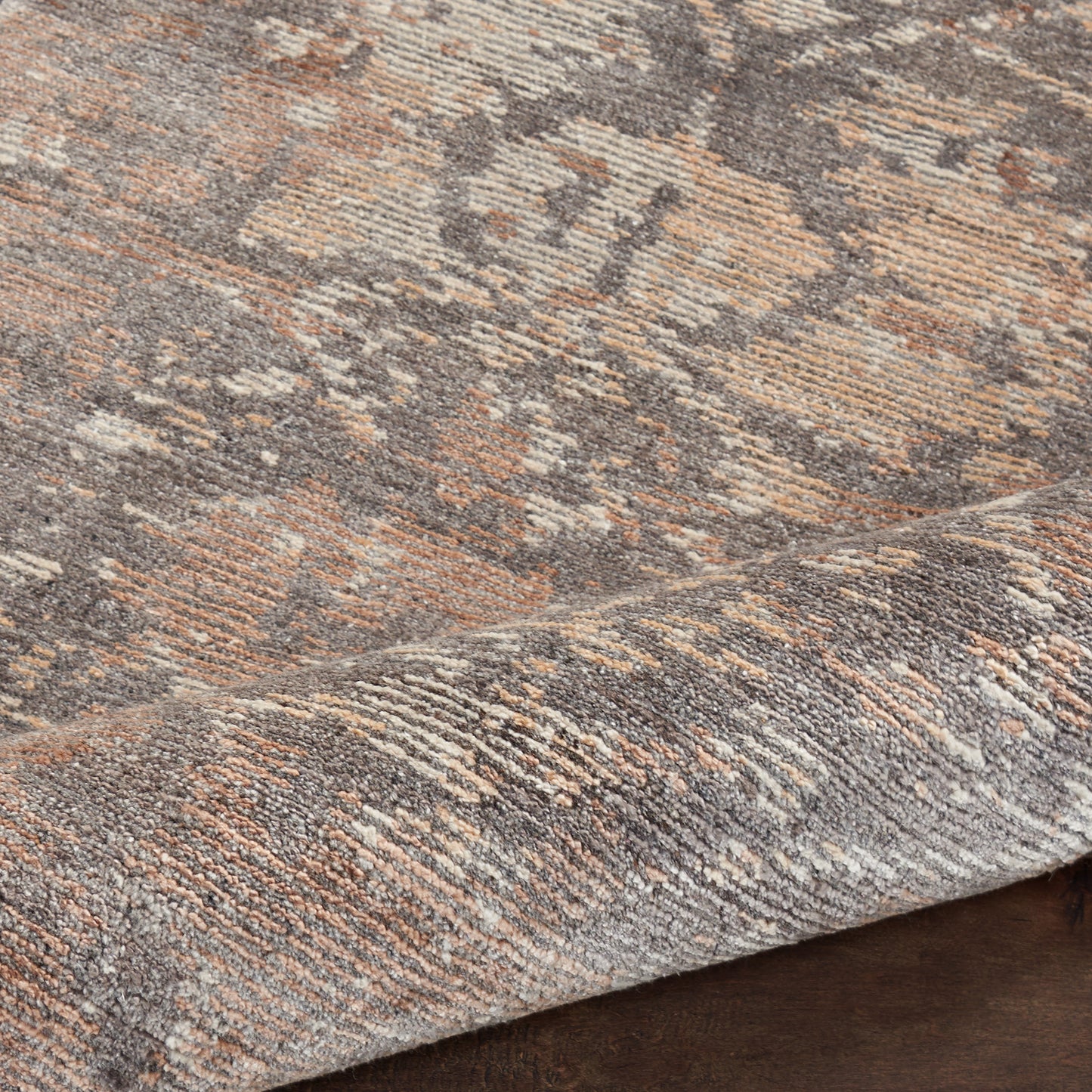 Nourison Lucent 2' x 3' Flint Vintage Indoor Rug
