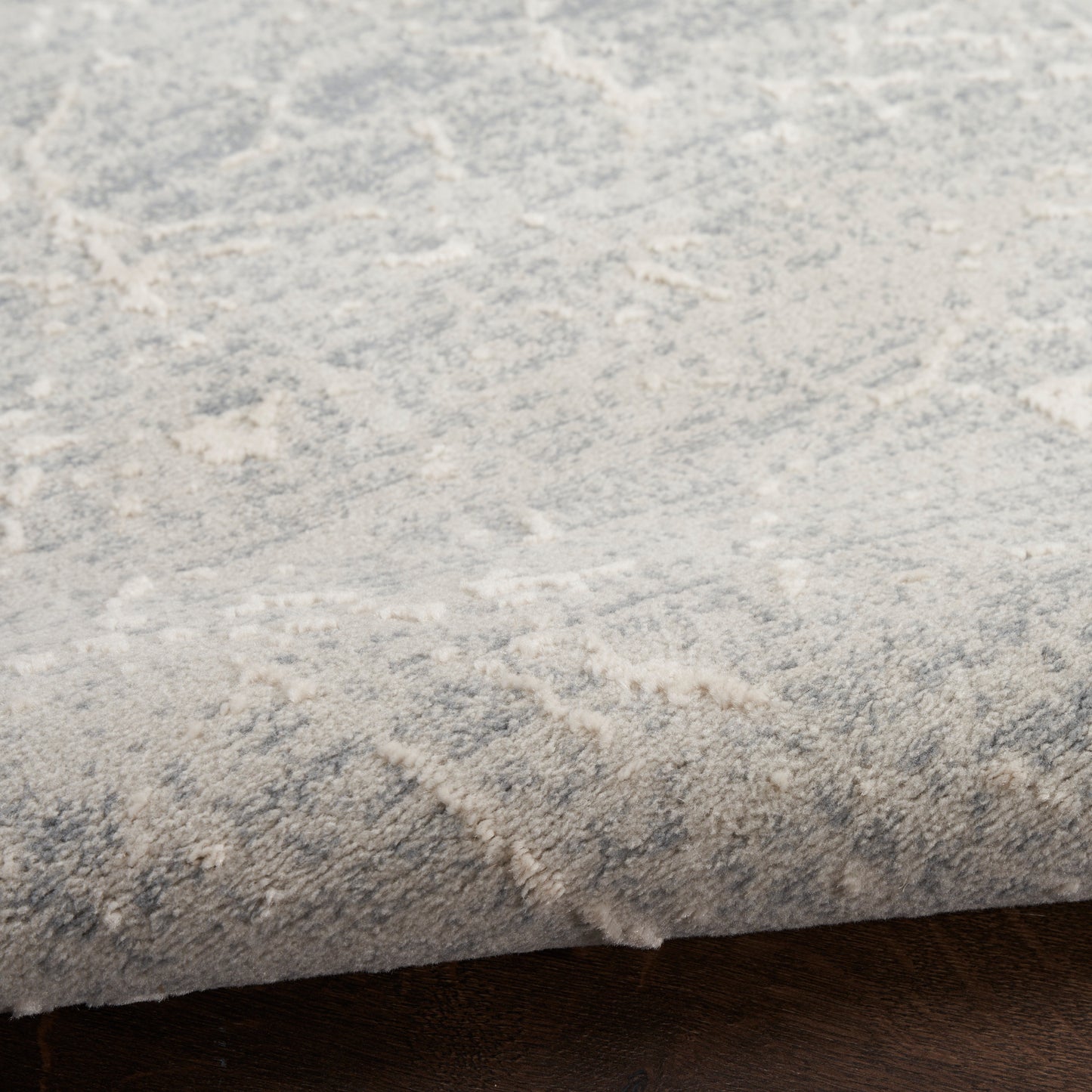 Nourison Exhale 3'11" x 5'11" Ivory Grey Modern Indoor Rug