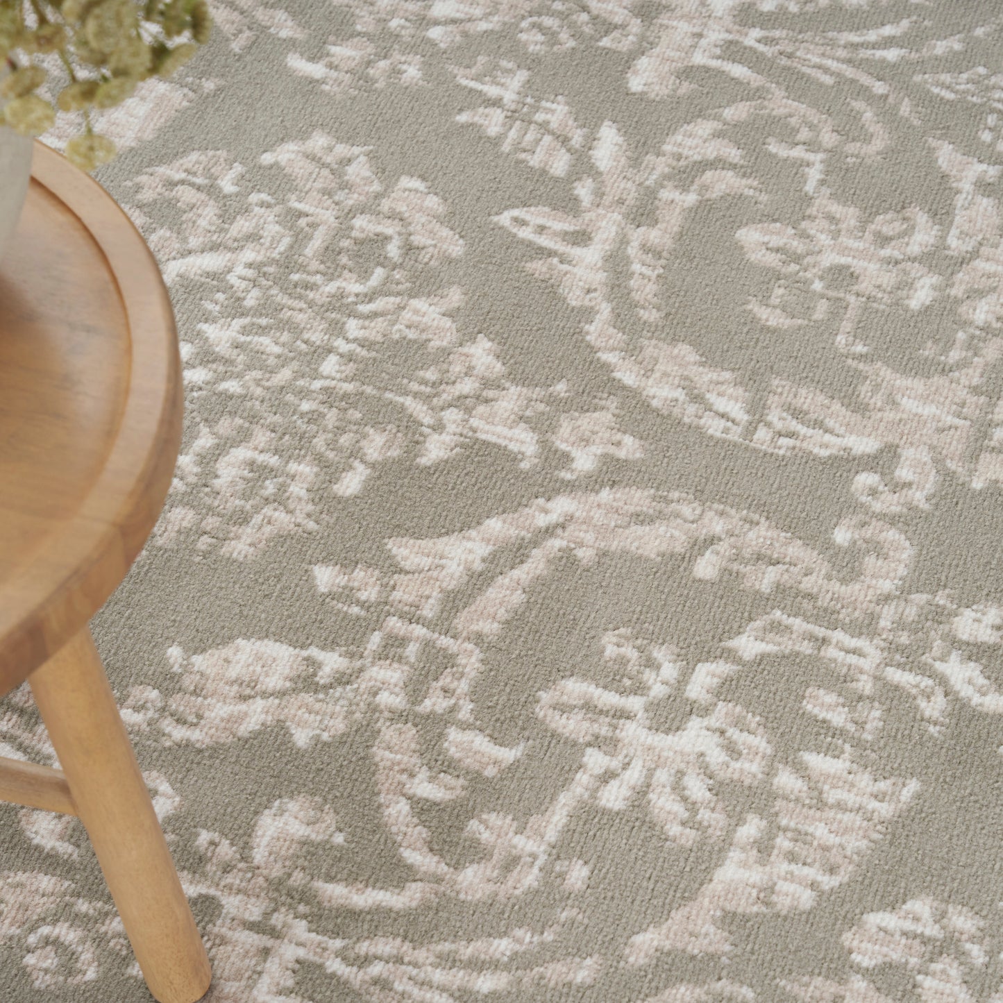 Nourison Jubilant 5'3" x 7'3" Olive Vintage Indoor Rug