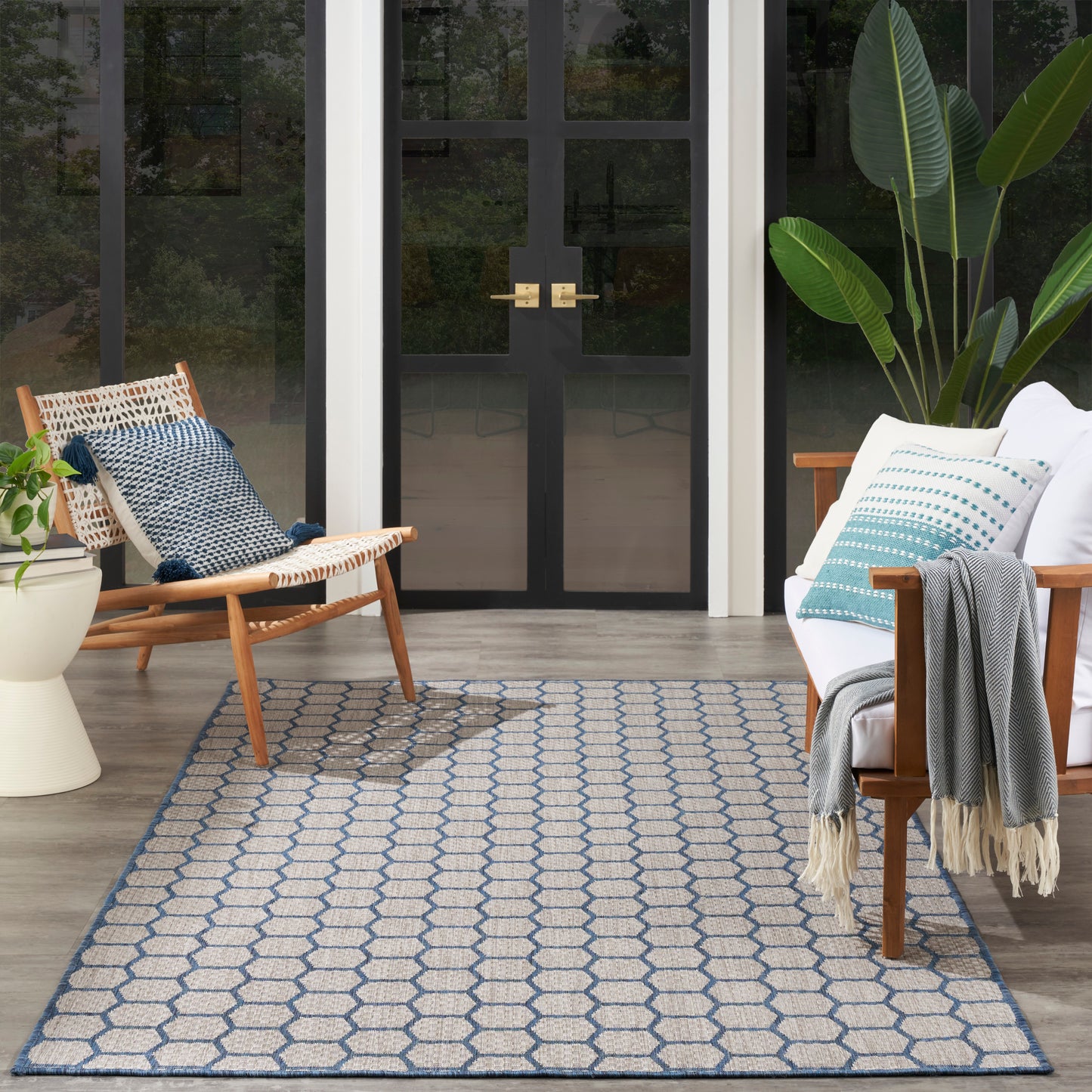 Nourison Twist Reversible 6' x 9' Blue Modern Rug