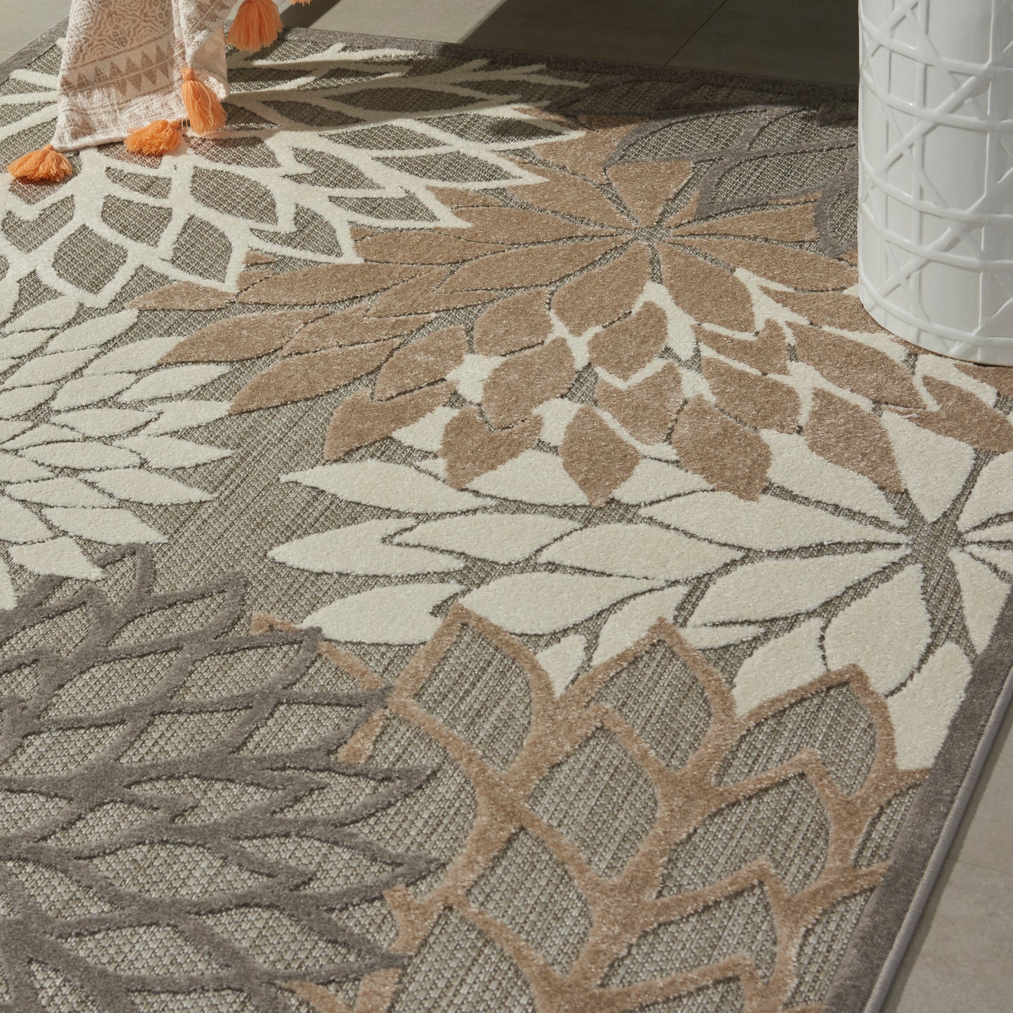 Nourison Aloha 6' x 9' Natural Tropical Rug