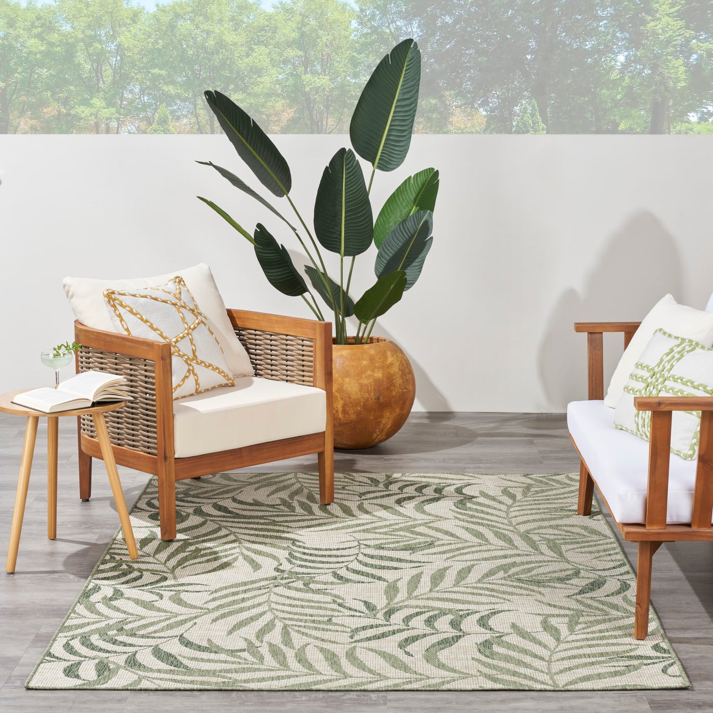 Nourison Garden Oasis 4' x 6' Ivory Green Outdoor Rug