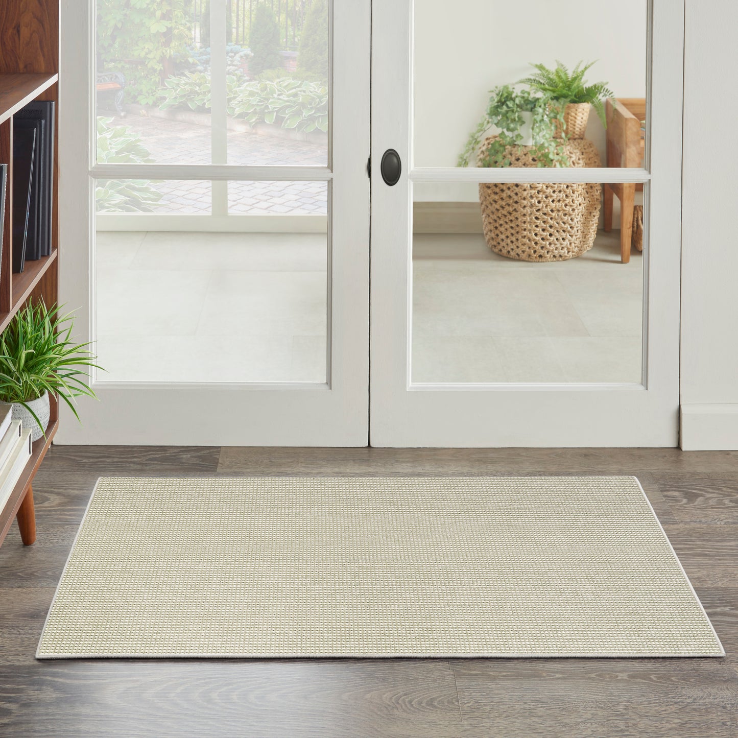 Nourison Natural Texture 2'2" x 3'9" Ivory Green Farmhouse Indoor Rug