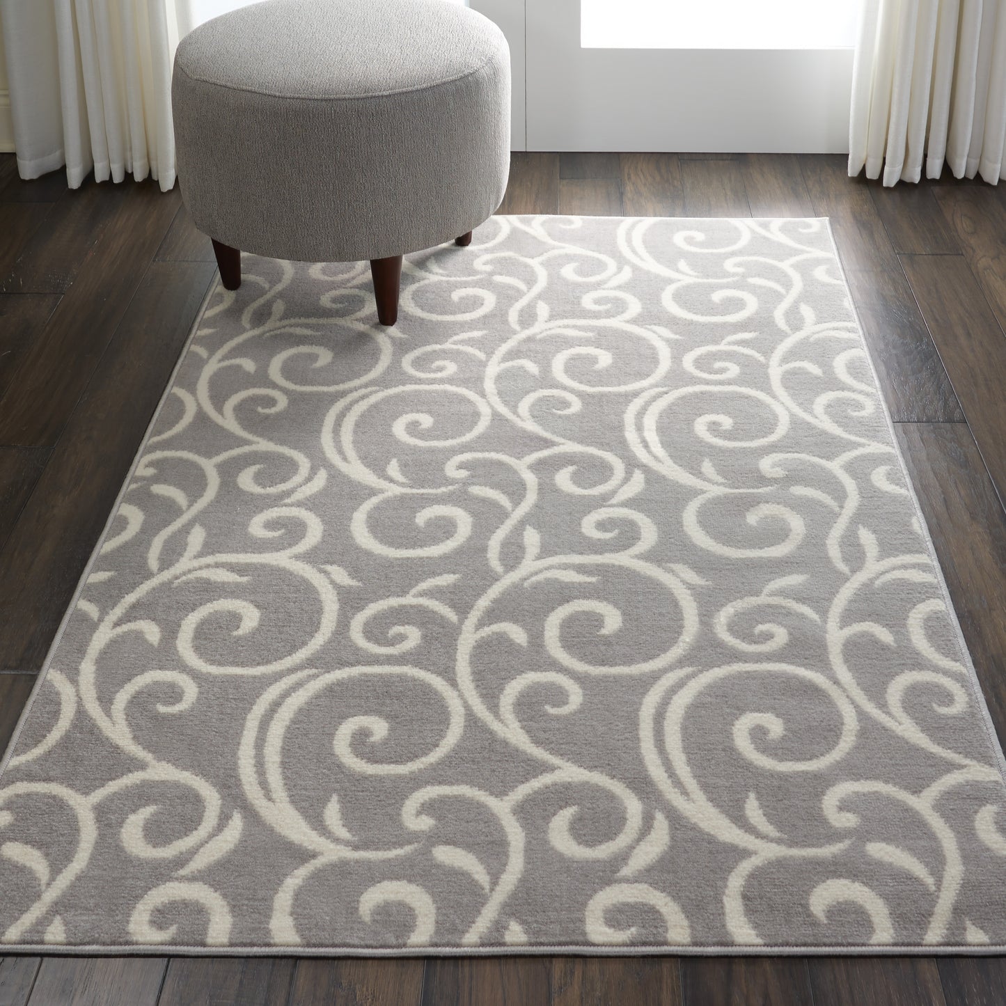 Nourison Grafix 3'9" x 5'9" Grey Contemporary Indoor Rug