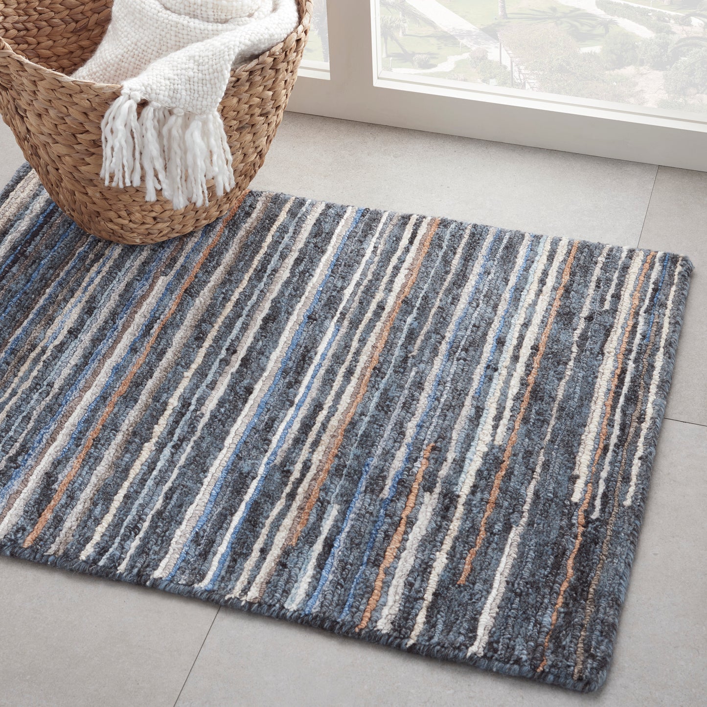 Nourison Plateau 2' x 3' Blue Modern Indoor Rug