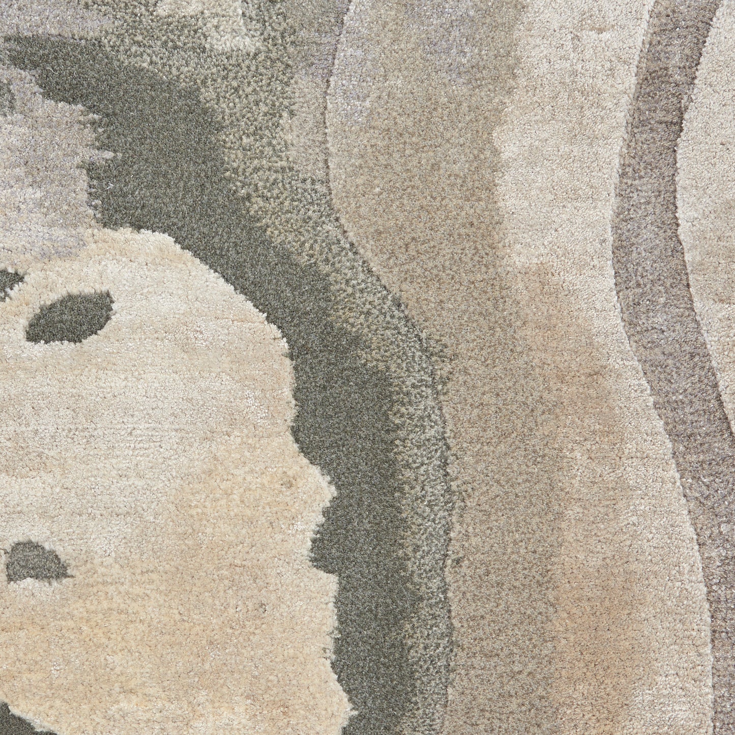 Nourison Prismatic 2' x 3' Silver Cloud Modern Indoor Rug