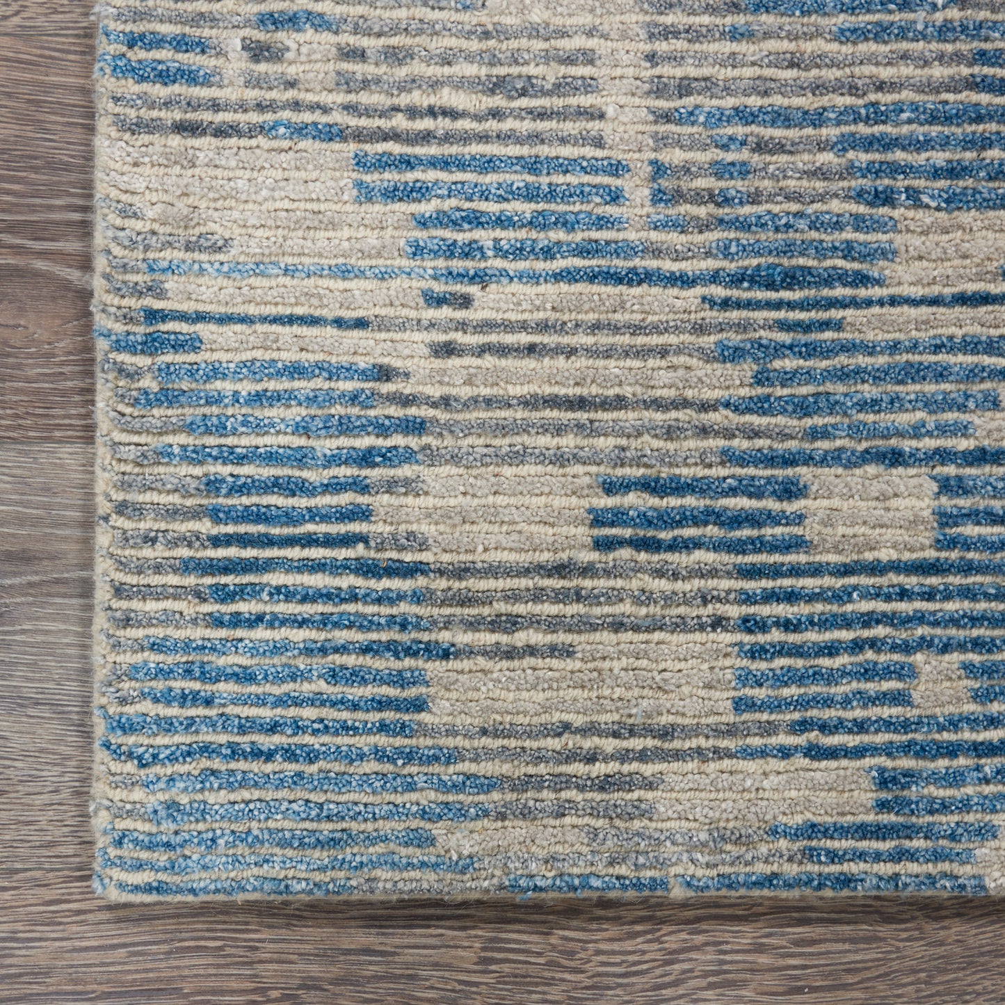 Nourison Ellora 2' x 3' Blue Modern Indoor Rug