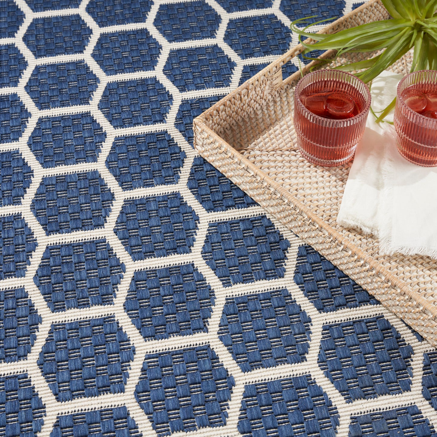 Nourison Twist Reversible 8' x 10' Navy Modern Rug