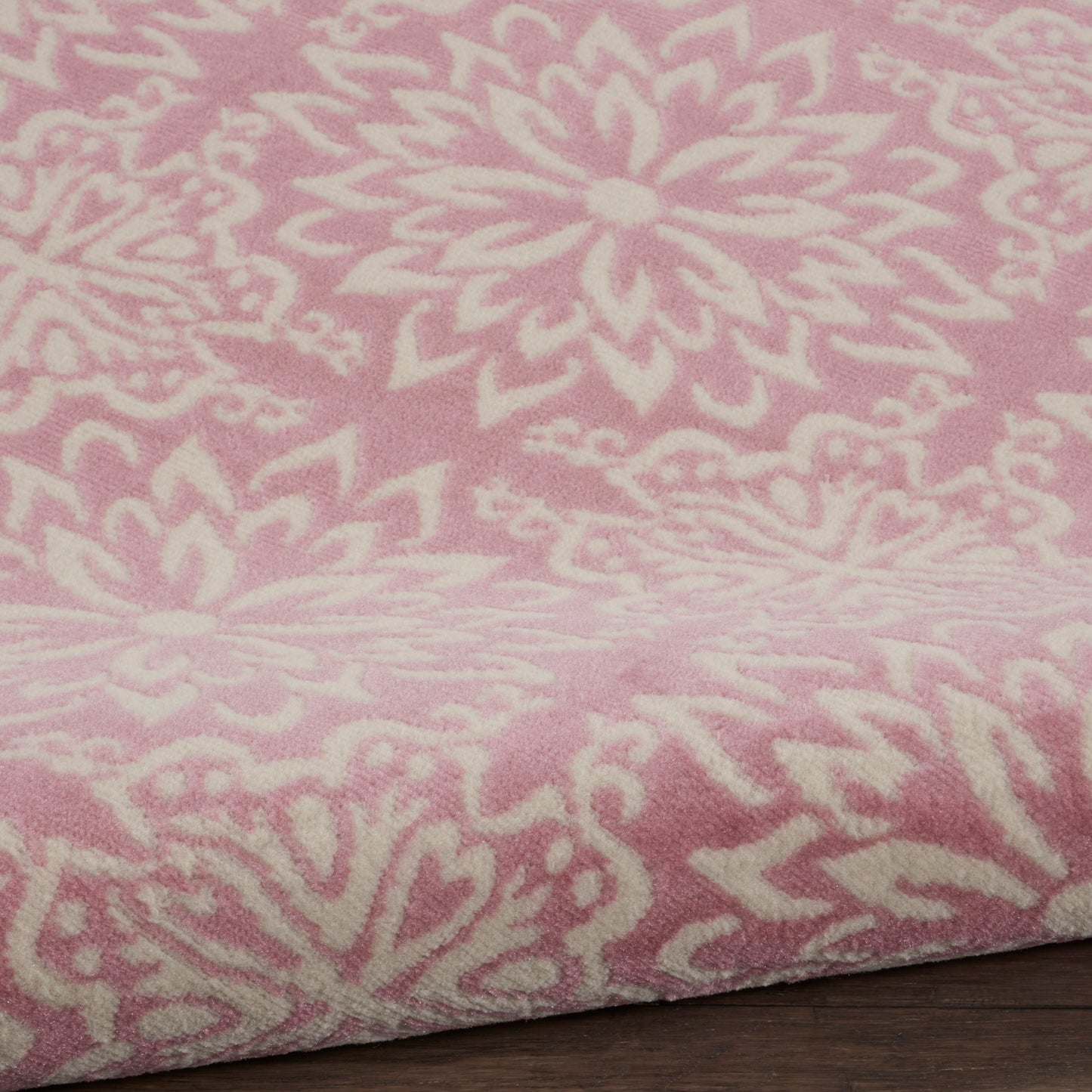 Nourison Jubilant 5'3" x Round Ivory Pink Farmhouse Indoor Rug
