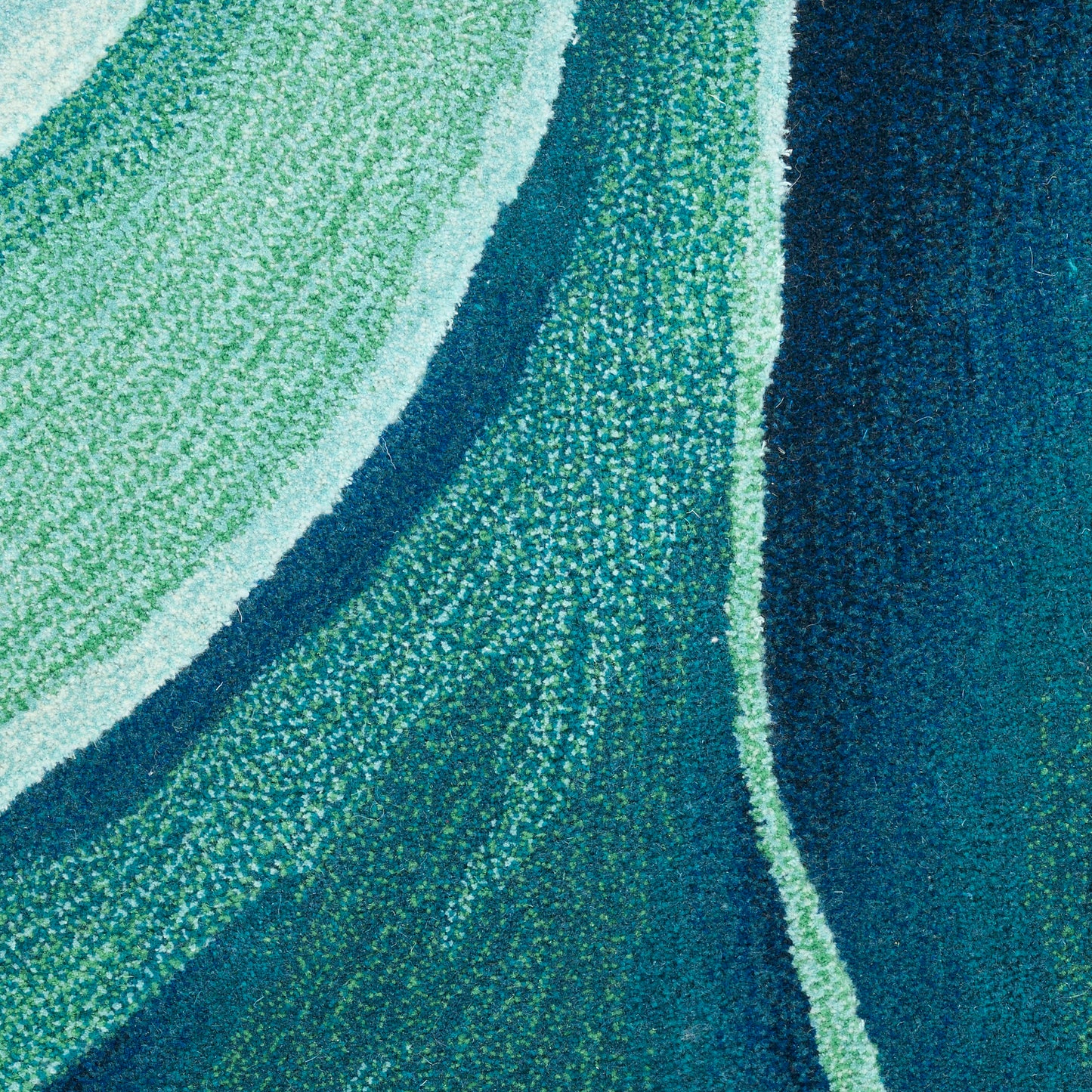 Nourison Prismatic 5'6" x 7'5" Silver Green Modern Indoor Rug