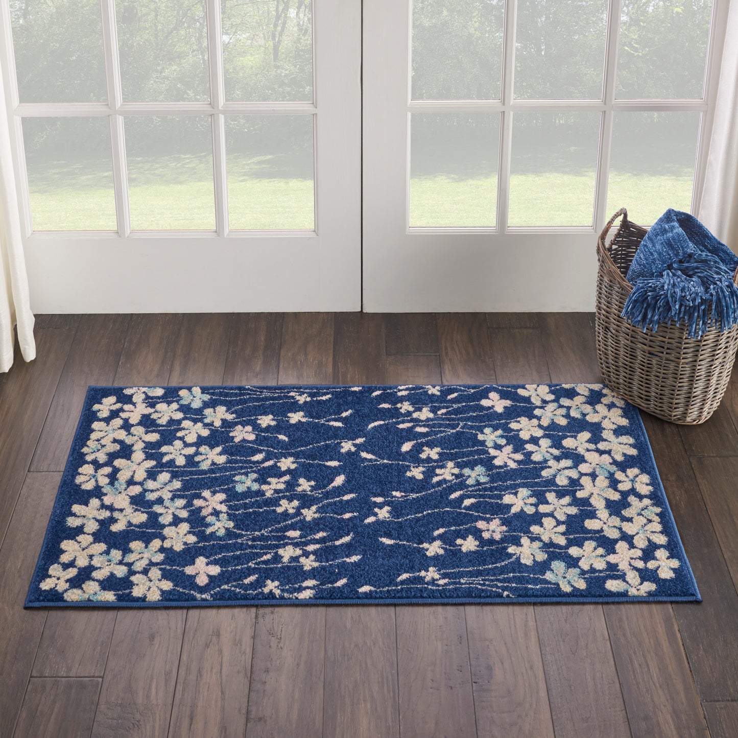 Nourison Tranquil 2' X 4' Navy Contemporary Indoor Rug