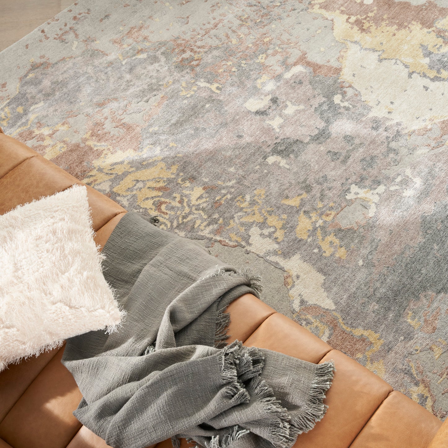 Nourison Silk Shadows 9'9" x 13'9" Silver Modern Indoor Rug