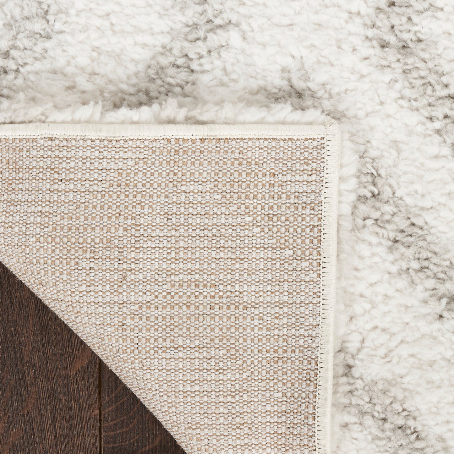 Nourison Modern Shag 5'3" x 7' Ivory Silver Modern Indoor Rug