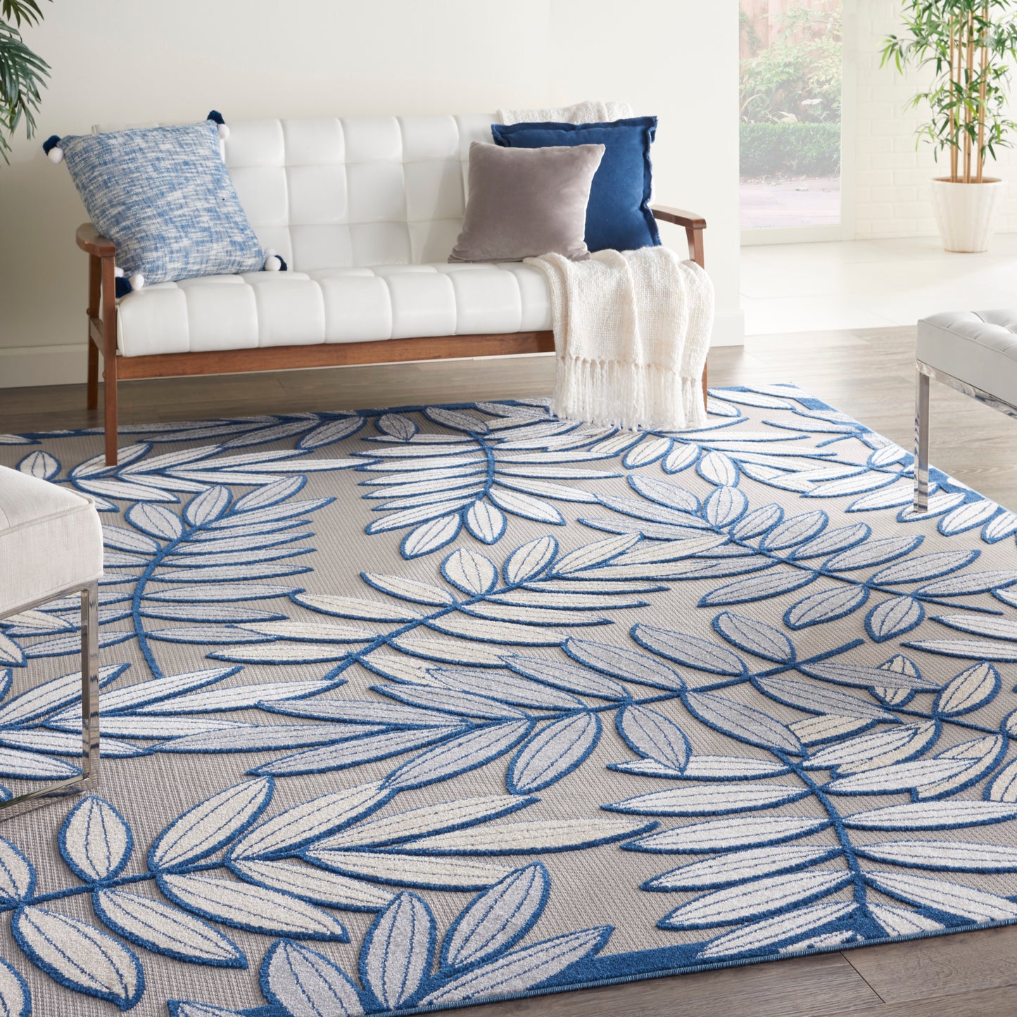 Nourison Aloha 7' x 10' Ivory/Navy Tropical Rug