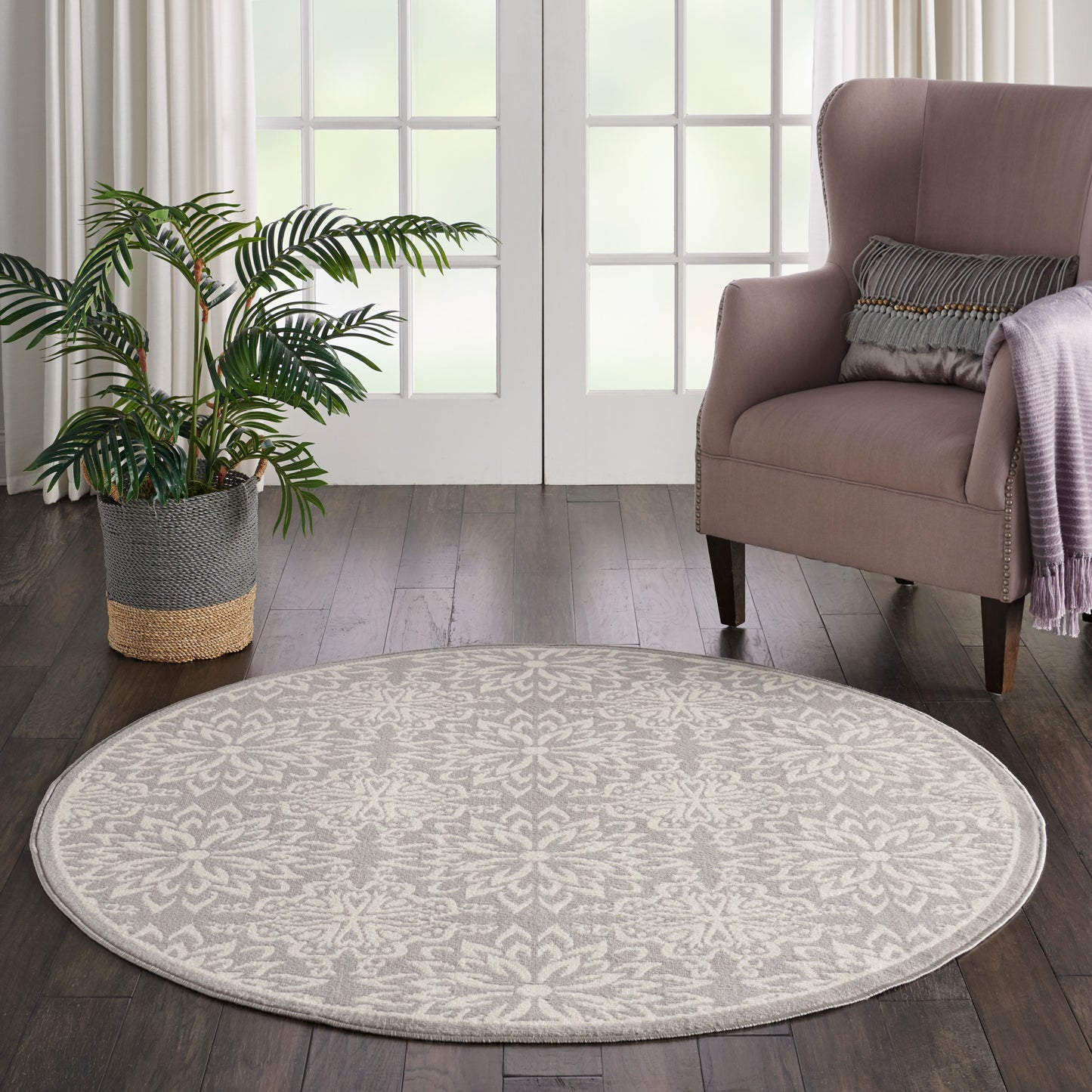 Nourison Jubilant 5'3" x Round Ivory/Grey Farmhouse Indoor Rug