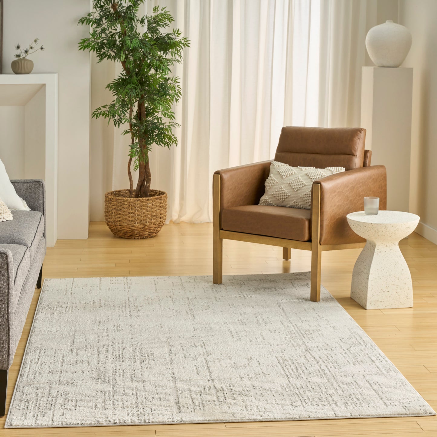 Nourison Ivory Hues 3'11" x 5'11" Ivory Grey Modern Indoor Rug