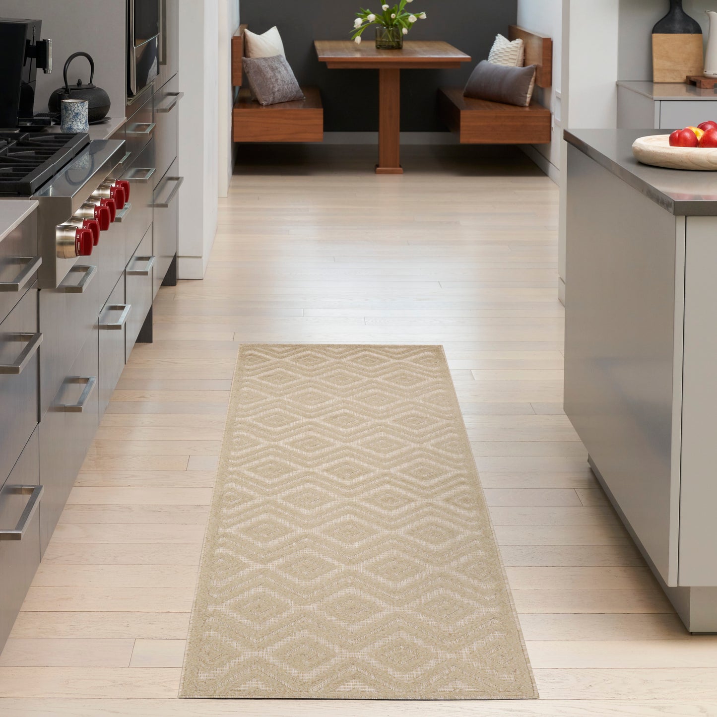 Nourison Versatile 2' x 6' Cream Modern Rug